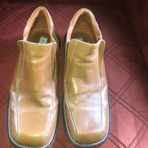 🌟Aldo’s men’s sz 43 (10) tan slip on shoes